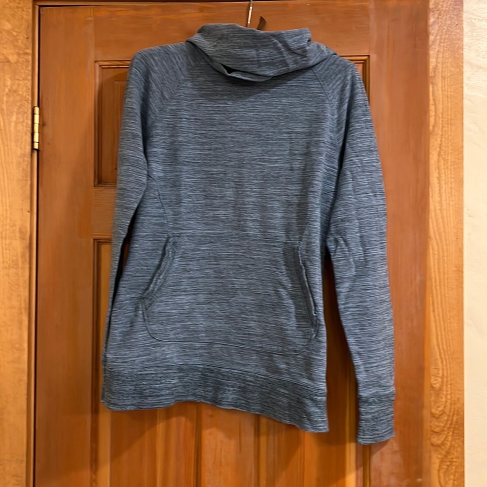 Womens S LL Bean blue pullover